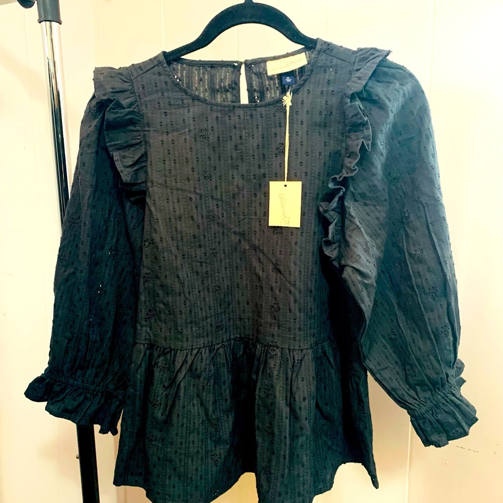 BNWT Black Universal Thread Bohemian Blouse